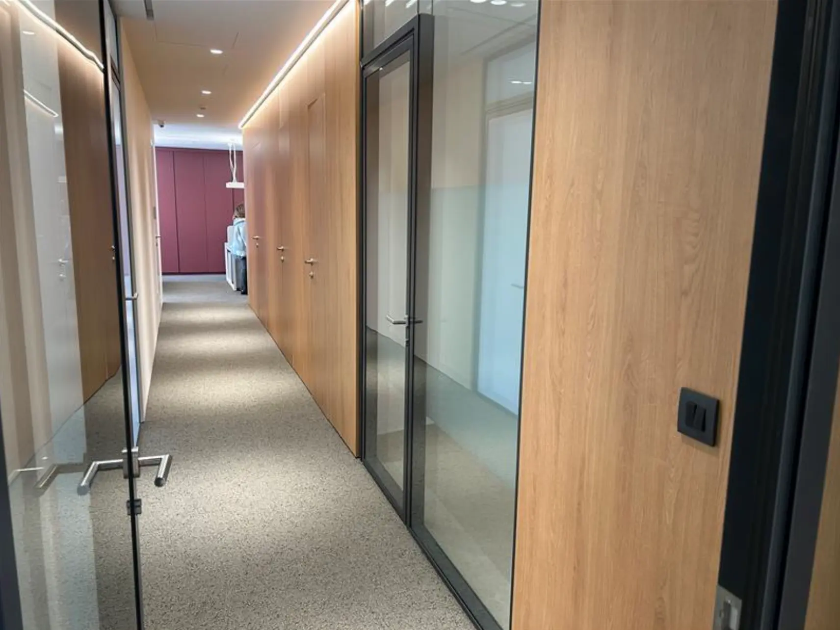 Hondos Centre Offices